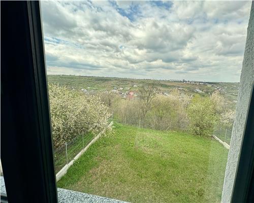 Casa Individuala Visan, 5 camere,  2 bai, 475mp teren  185.000 euro