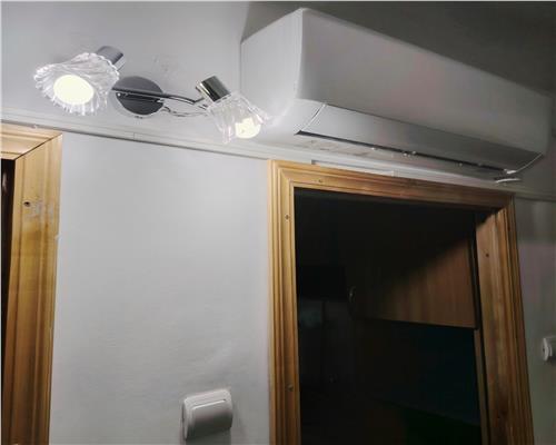 Apart. 1 cam.D, 36mp, mobutilat, Galata, 65.000 EURO NEG