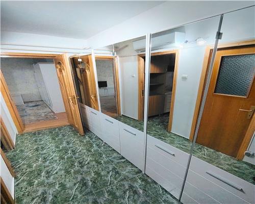 Apart. 1 cam.D, 36mp, mobutilat, Galata, 65.000 EURO NEG