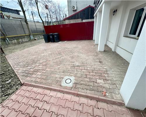 Casa pentru Birouri, zona Pod Bucium, 200mp teren, 4 locuri parcare si curte  135.000 euro
