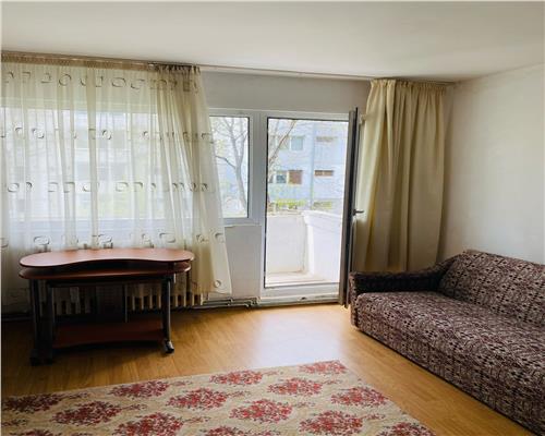 Podu Ros, bloc fara risc, apt. 2 cam., 52mp, etaj 2,  83.500 EURO NEG