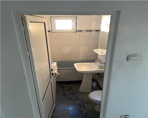 Podu Ros, Apart. 2 cam, D, 58mp,  imbunatatit, 98.000 EURO NEG