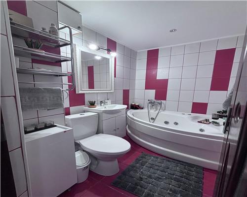 Podu Ros, Apart. 3 cam, renovat, mobilatutilat, 105.000 EURO NEG