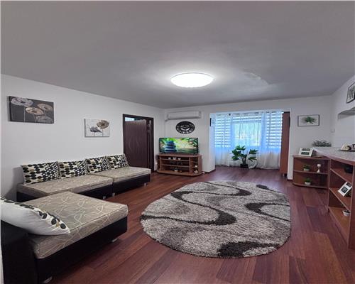 Podu Ros, Apart. 3 cam, renovat, mobilat-utilat, 105.000 EURO NEG