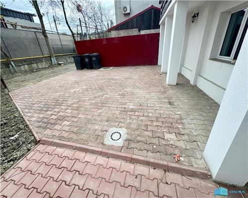 Casa pentru Birouri, zona Pod Bucium, 200mp teren, 4 locuri parcare si curte 600 euro
