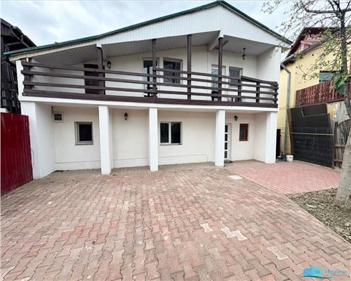 Casa pentru Birouri, zona Pod Bucium, 200mp teren, 4 locuri parcare si curte 600 euro