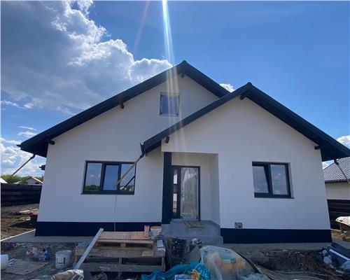 Casa Miroslava Ciurbesti, placa de beton, CANALIZARE!