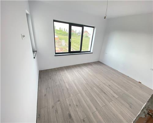 Casa 4 camere Miroslava Valea Ursului la cheie!