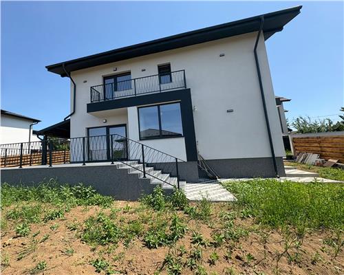 Casa Individuala, Visani, 600mp teren, 5 camere  250.000 euro