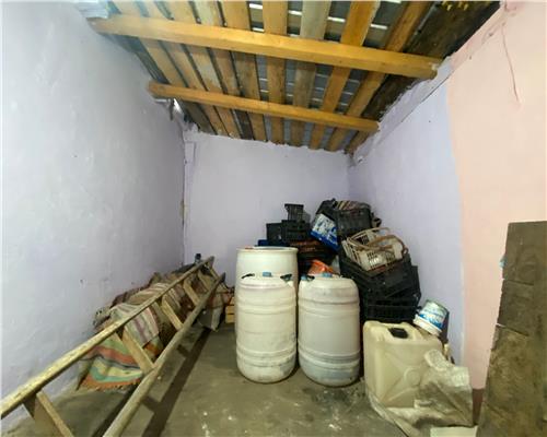 Casa Comarna  Iasi + 2100 mp teren