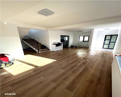 Casa 4 C/2 bai Miroslava  Vorovesti,