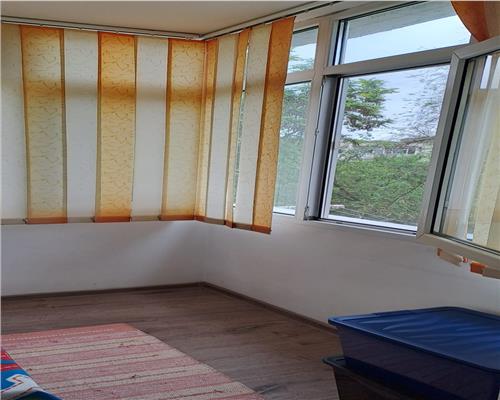 NicolinaLidl, bl. 1981, Apt. 2cam. D, renovat, mobutilat, 89.500 EURO NEG