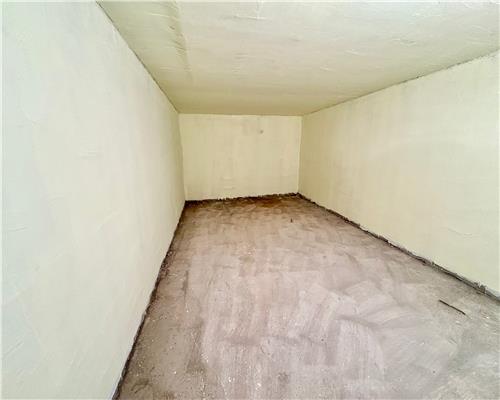 Oferta unica! Bloc cu 8 apartamente, 1000mp teren, anexe si locuri parcare, zona Bucium  950.000 euro